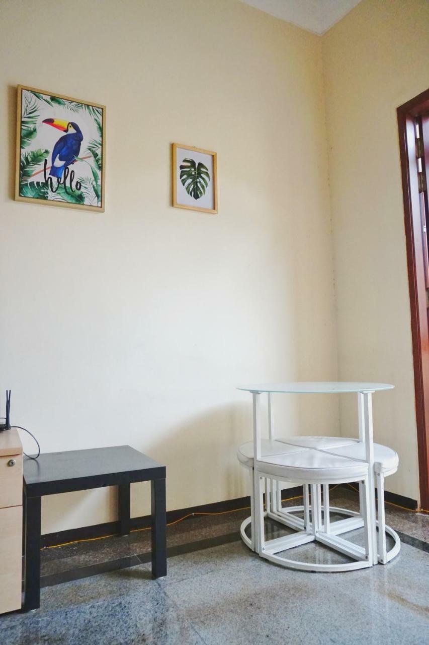Green Surabaya Homey Экстерьер фото